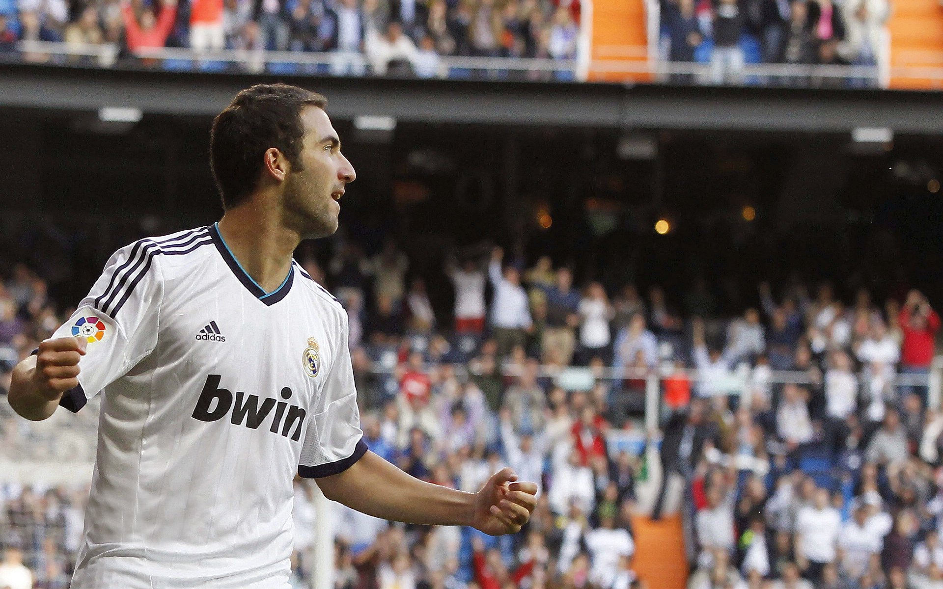 _未来运动智能设备:穿戴科技开启新纪元_,未来智能运动鞋